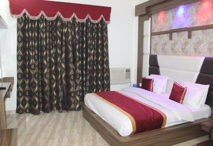 Hotel Nek Katra Katra Jammu y Cachemira