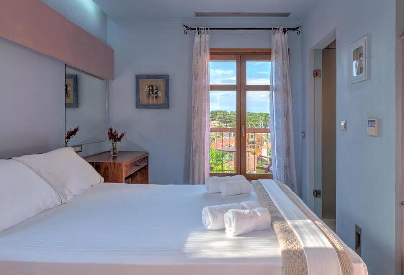 Hotel Mahesh Residency 6