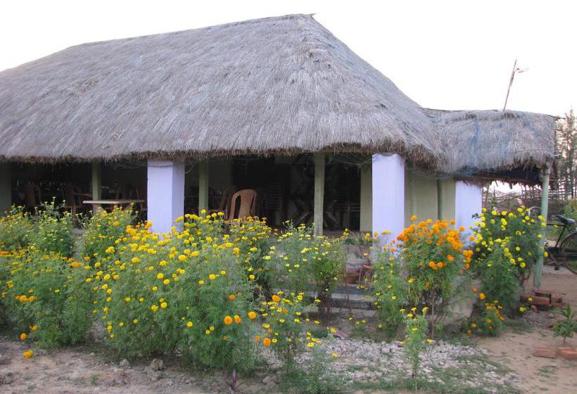 Hotel The Moksha Grand 2