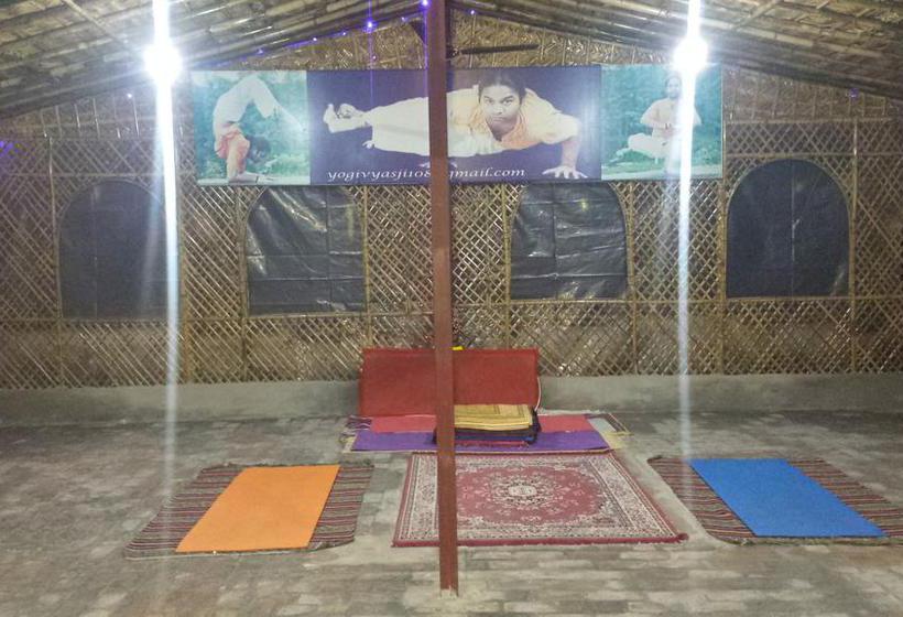 Hotel Vyas & Nirvana Yoga 1