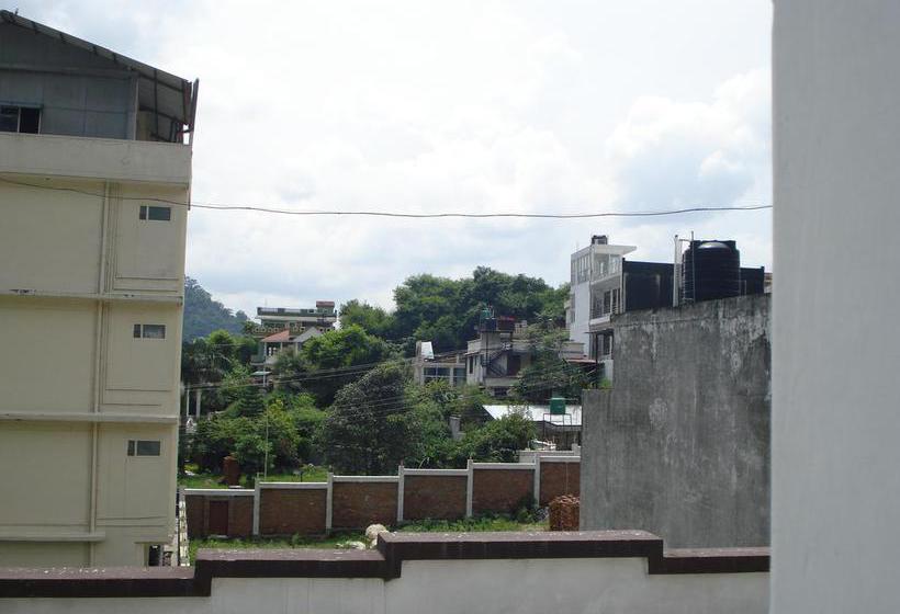 Hotel Vyas & Nirvana Yoga 12