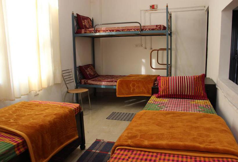 Hotel Vyas & Nirvana Yoga 2