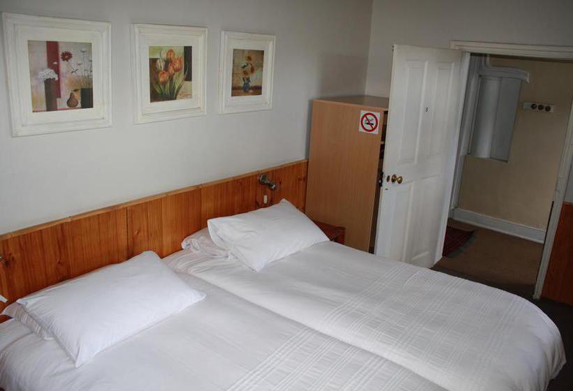 Hostel Backpackers Paradise And Joyrides 14