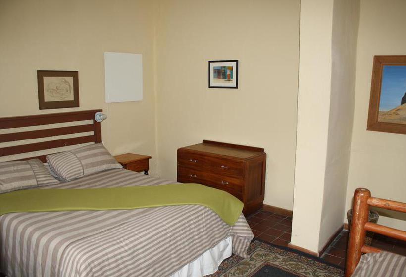 Hostel Backpackers Paradise And Joyrides 2