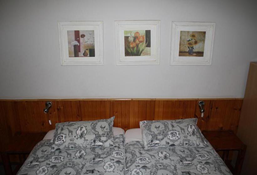 Hostel Backpackers Paradise And Joyrides 20