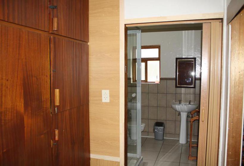 Hostel Backpackers Paradise And Joyrides 6