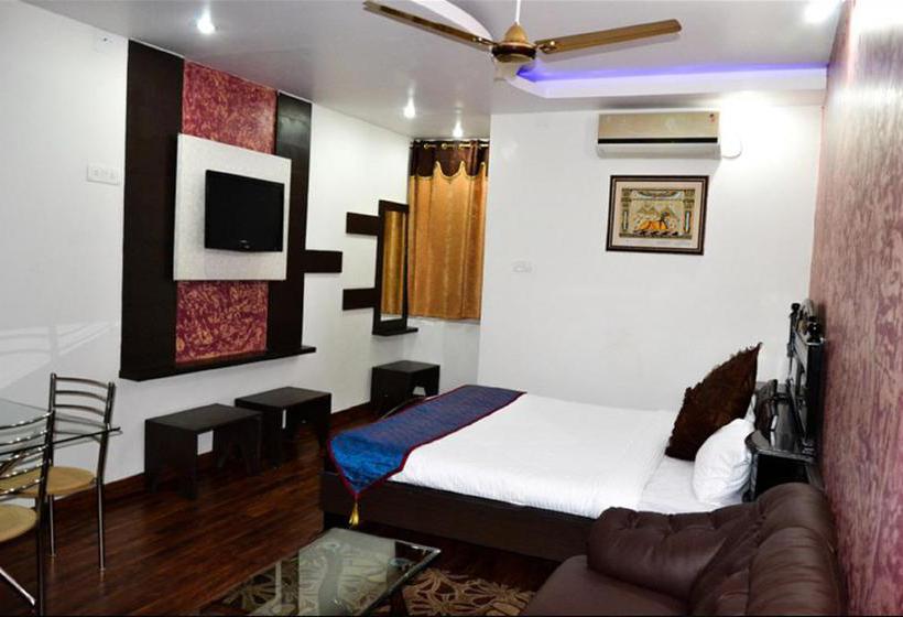 Hotel Blues Shivalik 14