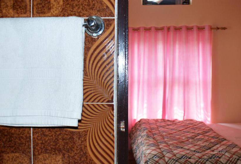Hotel Radha Krishna Guesthouse 1