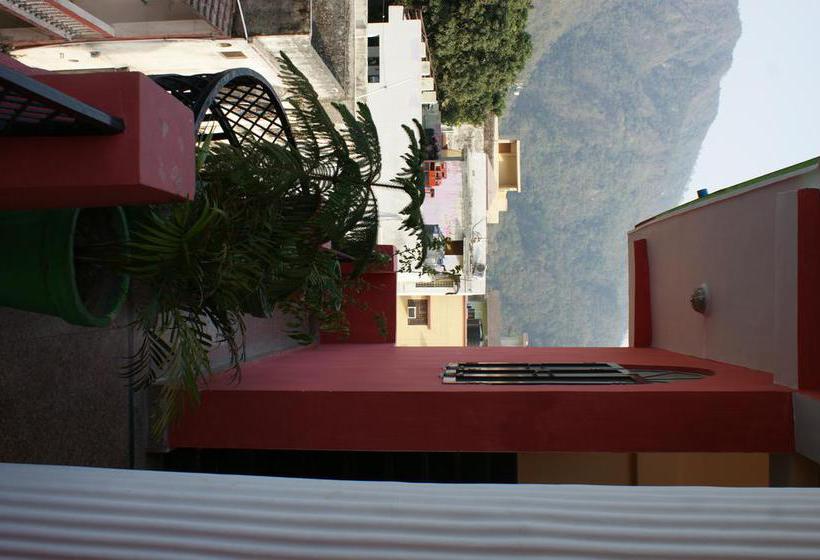 Hotel Radha Krishna Guesthouse 10