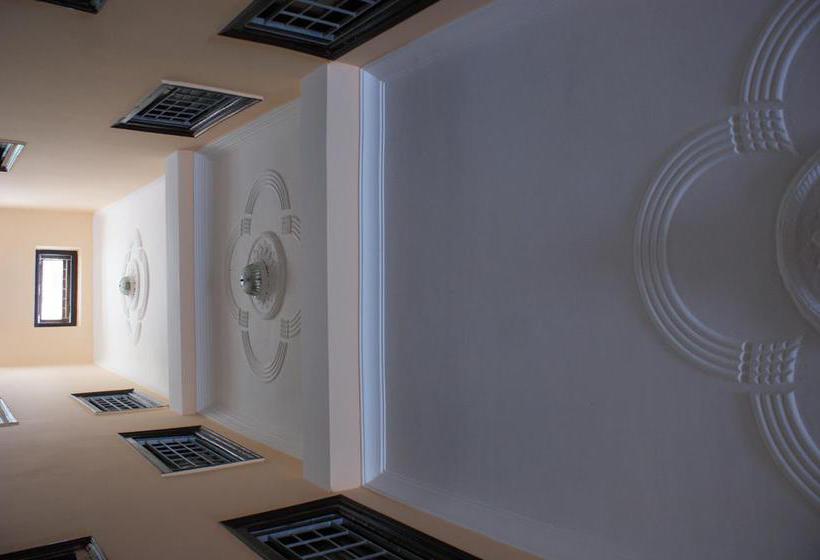 Hotel Radha Krishna Guesthouse 12