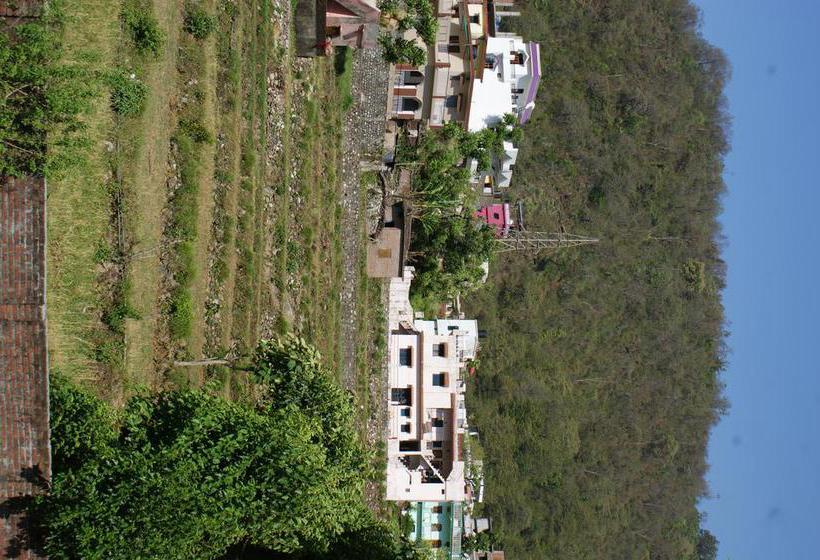 Hotel Radha Krishna Guesthouse 2