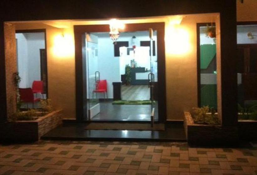 Resort Thekkady Spice Valley Holiday 2