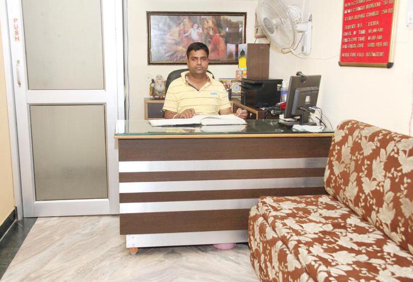 Bed and Breakfast Madhusudan Rishikesh Uttar Pradesh