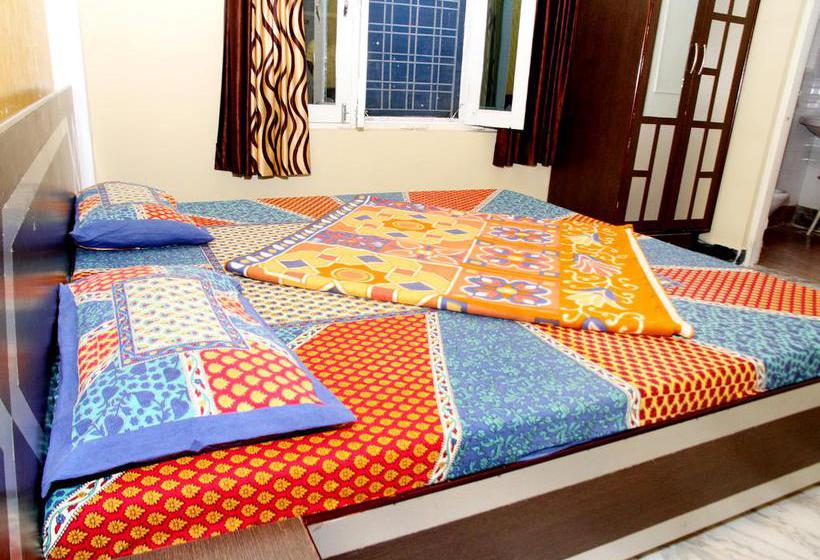 Bed and Breakfast Madhusudan 10