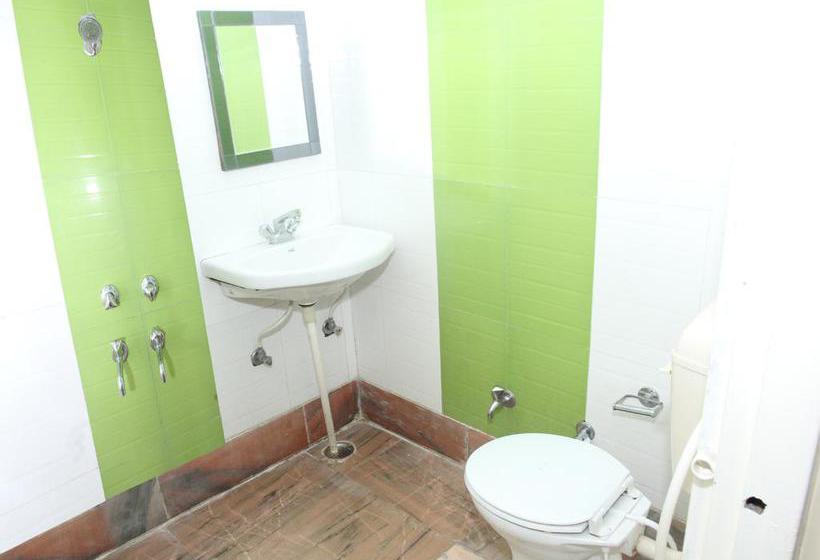 Bed and Breakfast Madhusudan 12