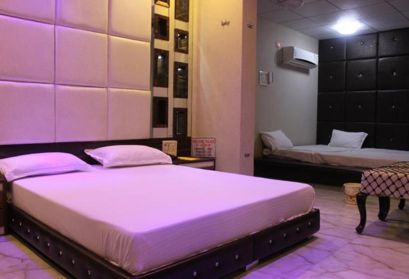 Hotel Welcome Palace 8