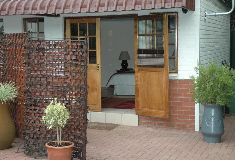 Bed and Breakfast Brebner Place 9