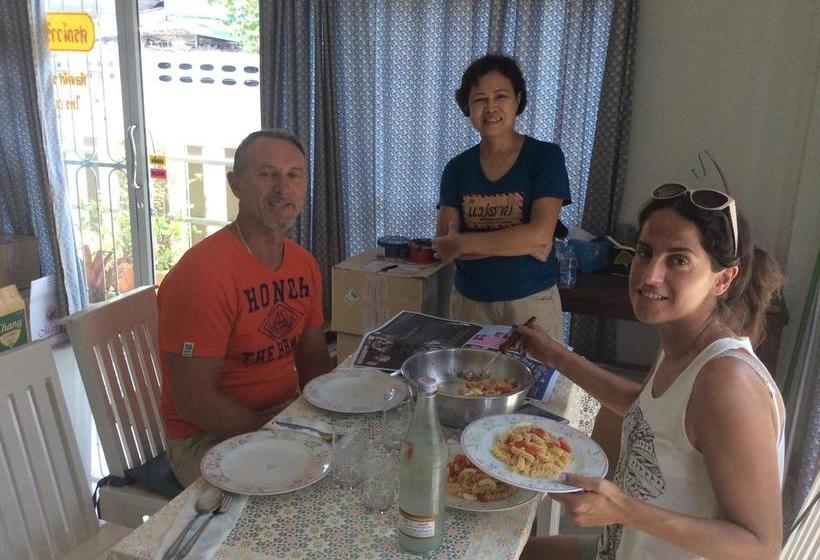 Motel Sorn Waree Apartment 14