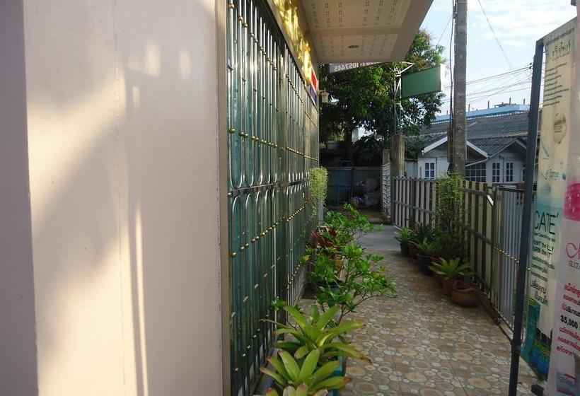 Motel Sorn Waree Apartment 9