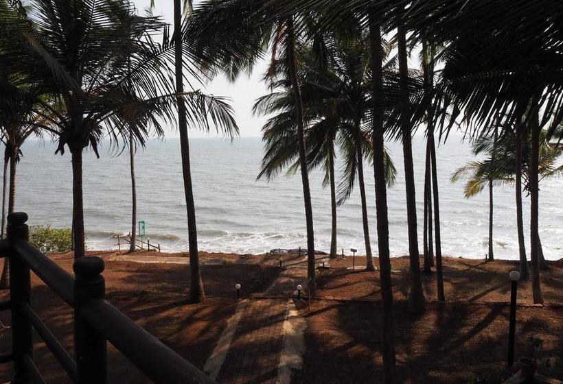 Kanbay Beach Resort 11