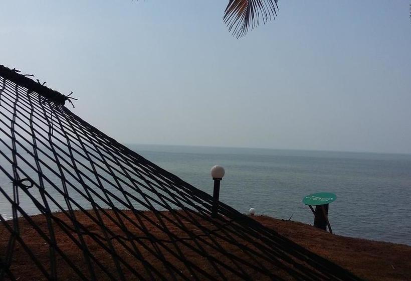 Kanbay Beach Resort 8