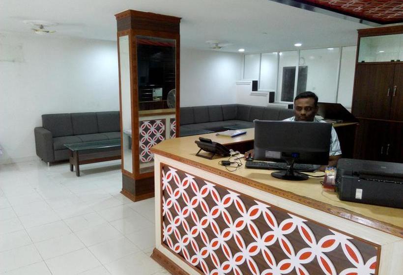 Hotel Bommarillu Residency 11