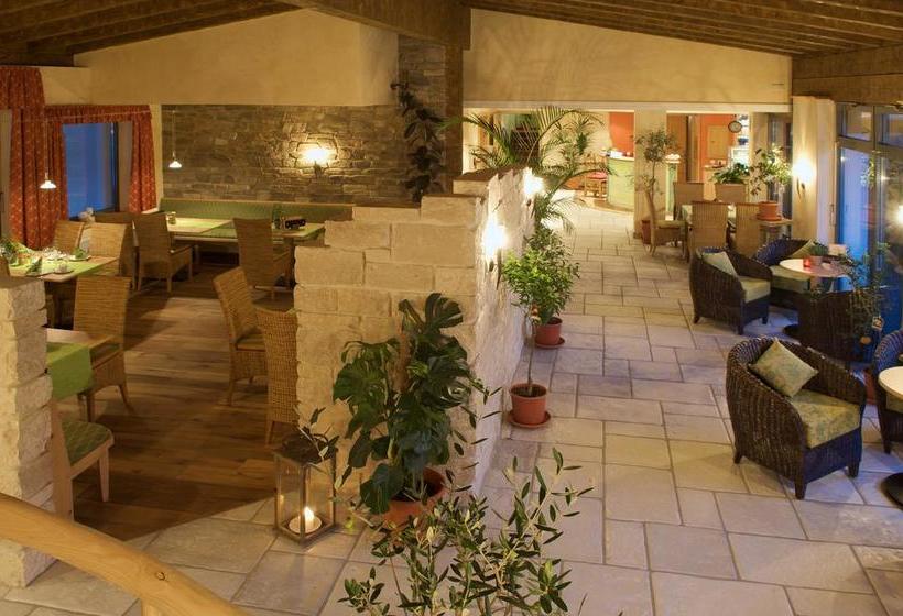 Hotel Allgäuer Kräuteralm 10