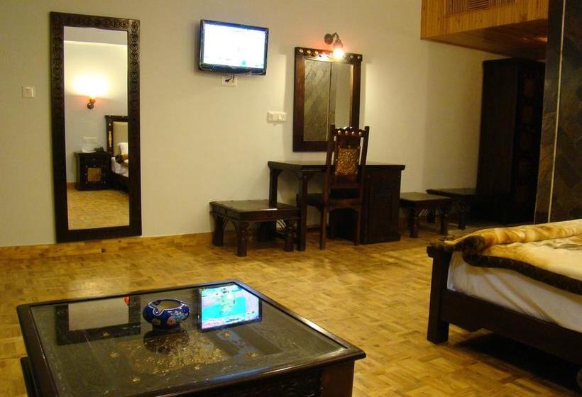 Hotel The Himachal Inn 7