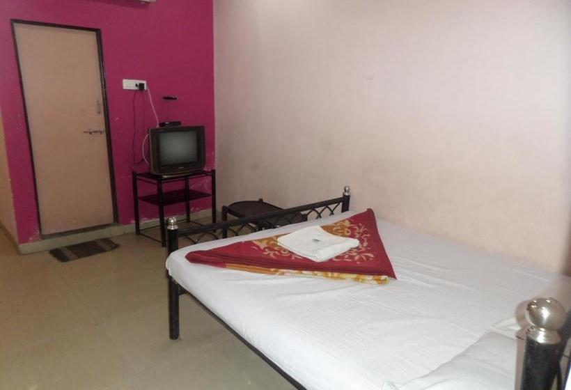 Hotel Yashraj Palace 12