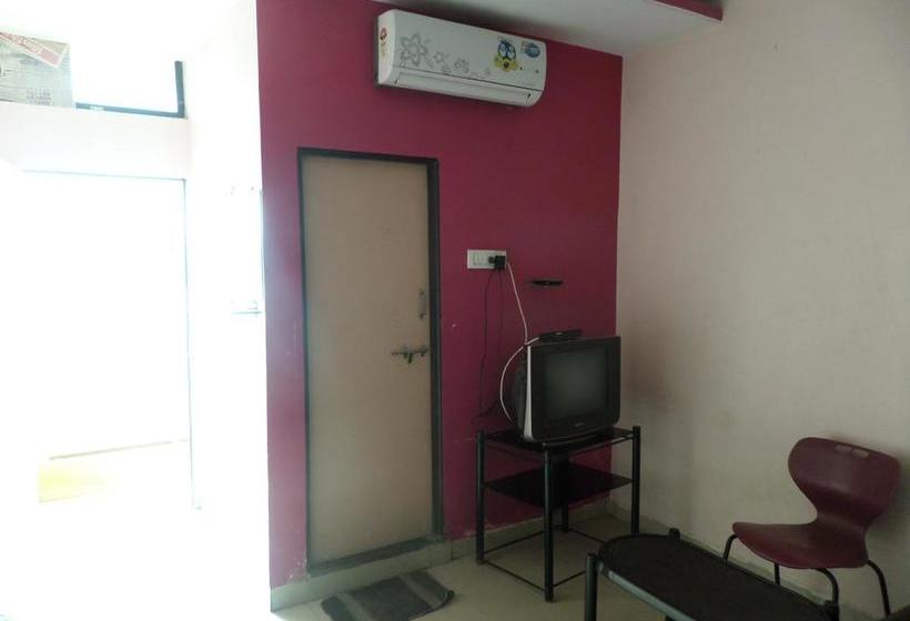 Hotel Yashraj Palace 3