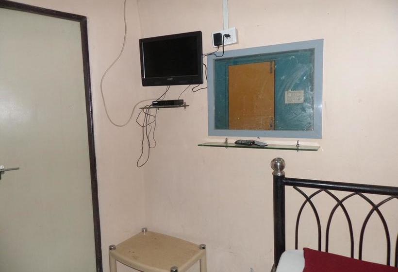 Hotel Yashraj Palace 8