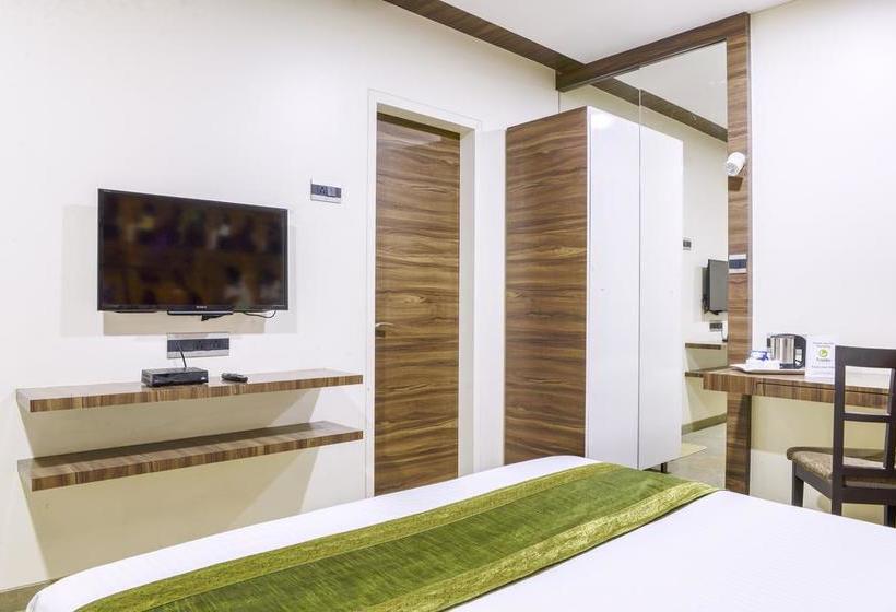 Hotel Lalajis Executive 8