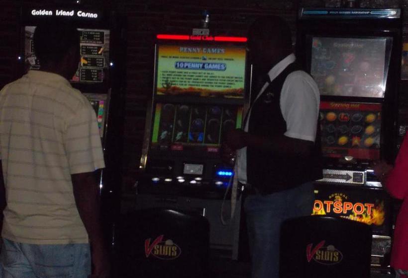 Hotel The New Maroela 1