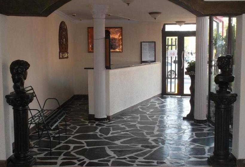 Hotel The New Maroela 2