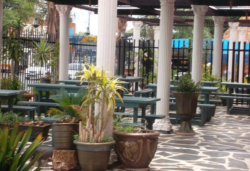 Hotel The New Maroela 3