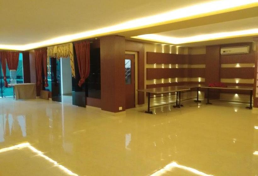 Hotel Dolphin International 10