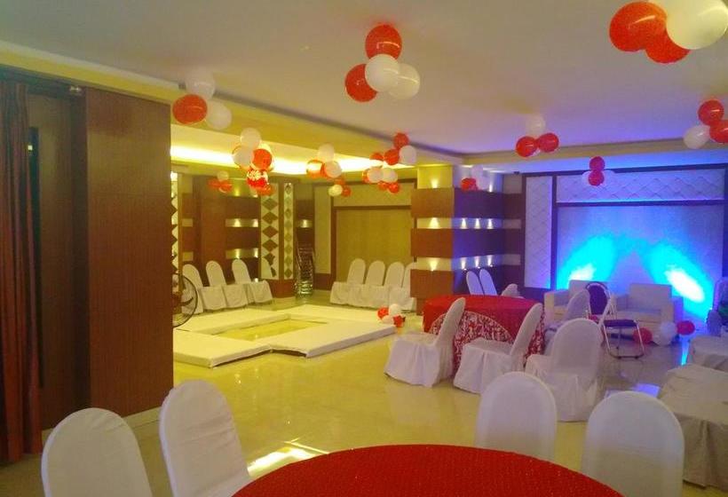 Hotel Dolphin International 14