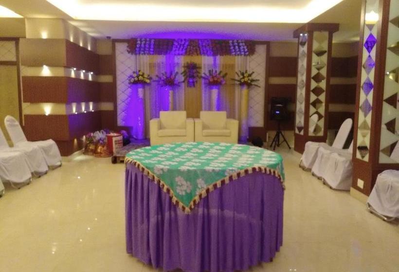 Hotel Dolphin International 17