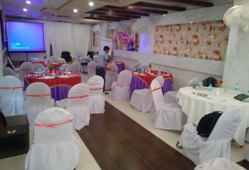 Hotel Dolphin International 19