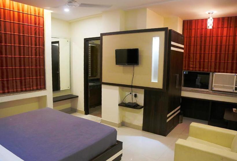 Hotel Dolphin International 4