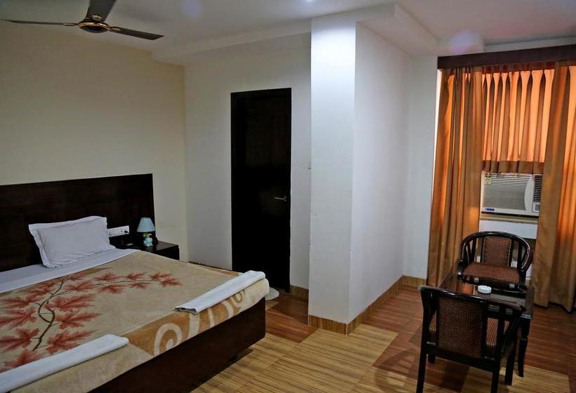 Hotel Dolphin International 9