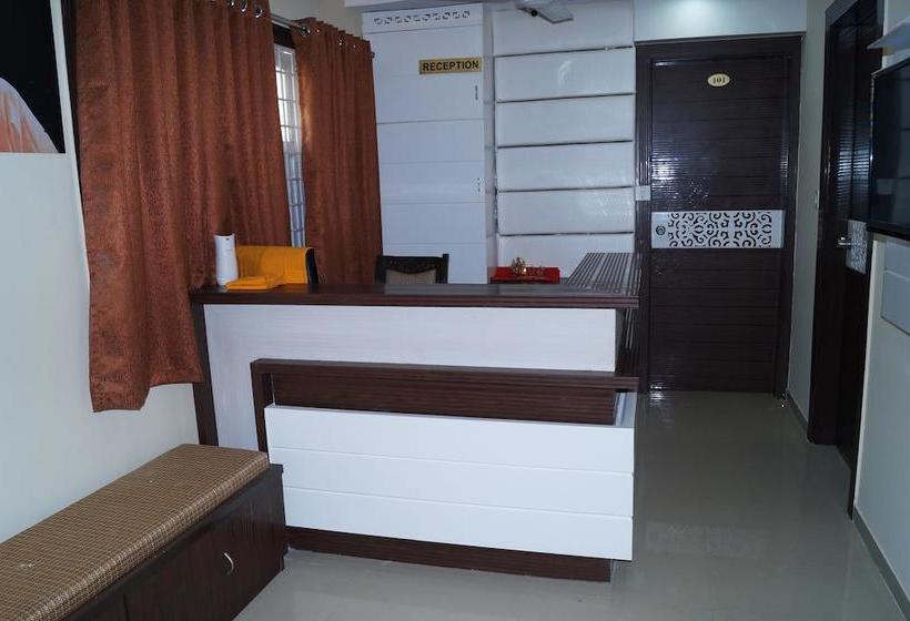 Hotel Shri Akshar 6