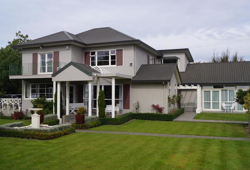 Bed and Breakfast Alumni House Canterbury South Island