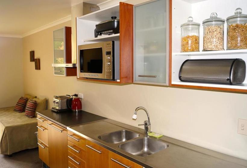 Bed and Breakfast Alumni House Canterbury 6