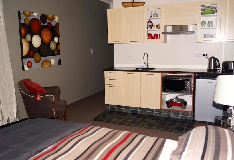 Bed and Breakfast Alumni House Canterbury 7