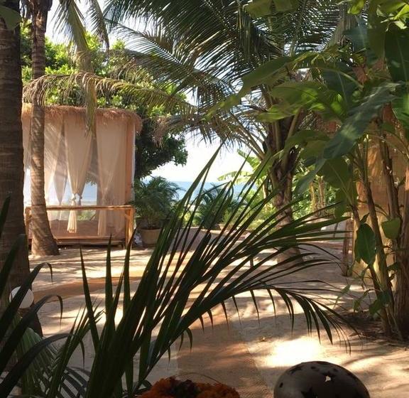 Palm Grove Beach Resort 10