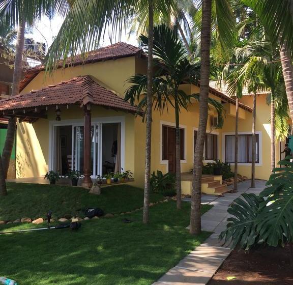 Palm Grove Beach Resort 9