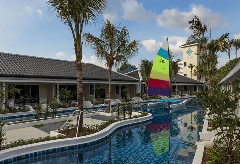 Brook Resort & Villas 12