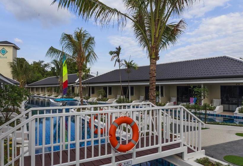 Brook Resort & Villas 13