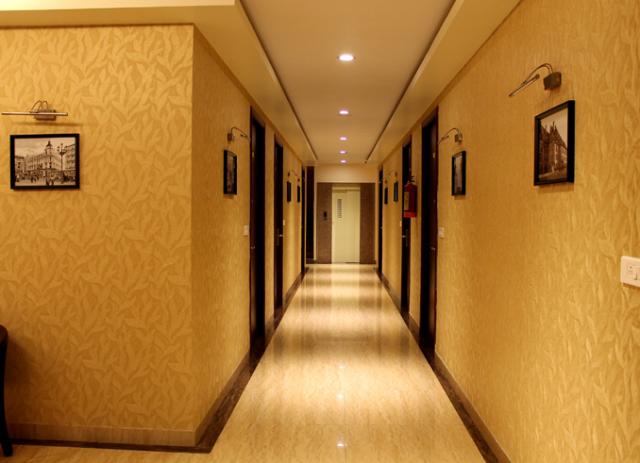 Hotel Vinayak Grand 13